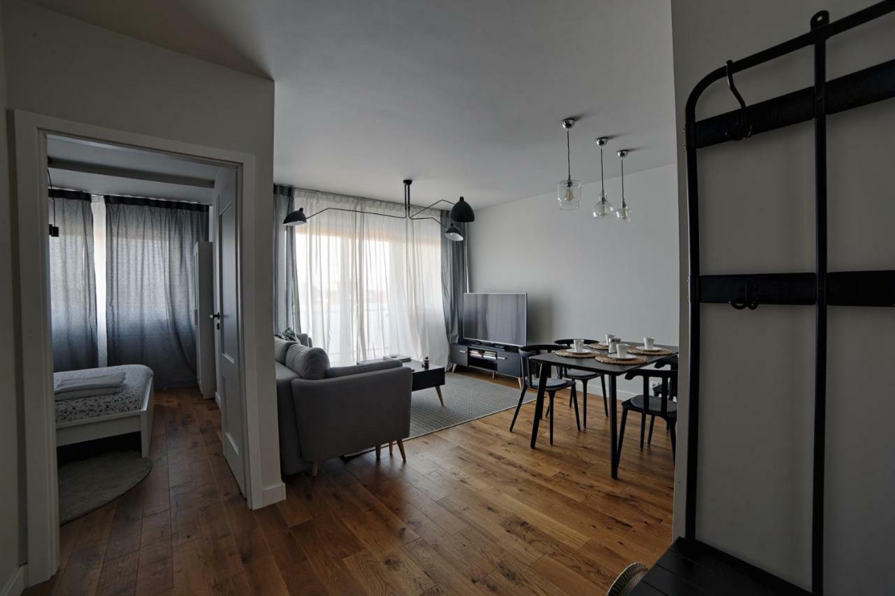 One Apartment Srem Exterior photo